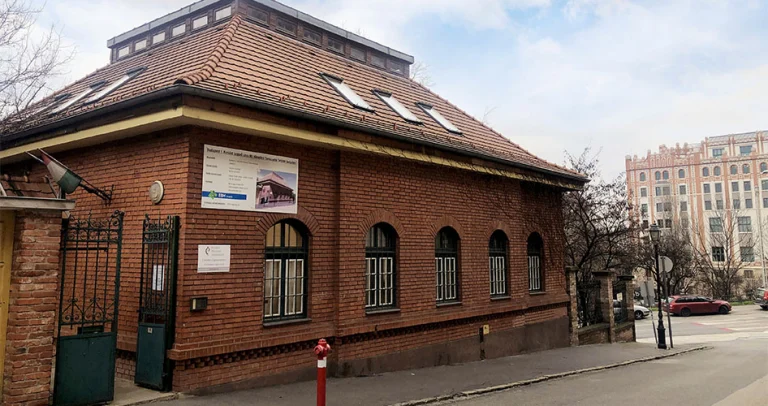 A Fővárosi Pedagógiai Szakszolgálat I. kerületi tagintézményének épülete.