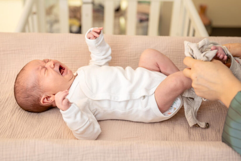 Hasfájós a kisbabám?